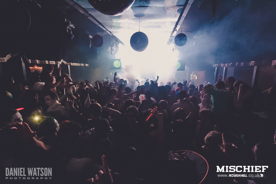 IMAGE: http://payload103.cargocollective.com/1/3/110609/4370575/mischief-10-2012-203_o.jpg